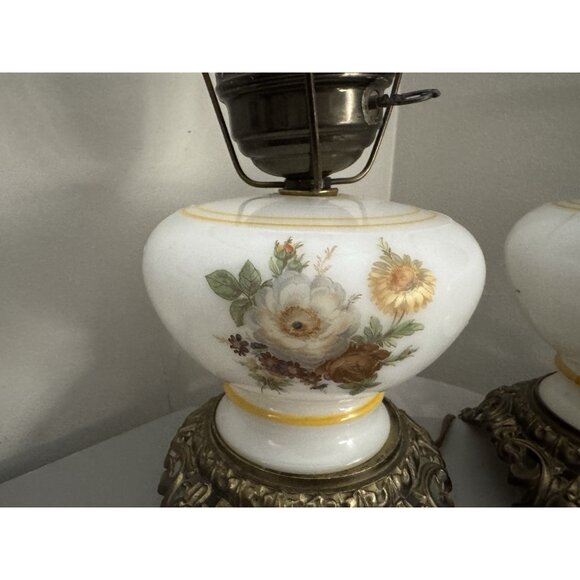 Pair- 60’s Vintage Gone With The Wind Glass Electric Hurricane Table Lamp Bases - Picture 4 of 8